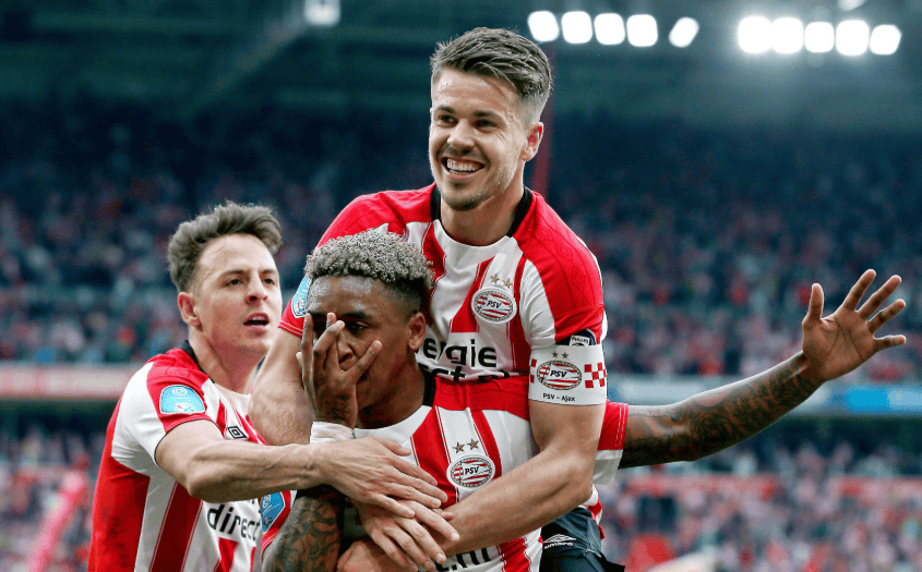 欧冠埃因霍温主场狂轰 19 球欲碾压，圣吉罗斯客场哑火难敌？